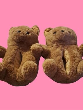 Cozy Aeropostale Brown Teddy Bear Slippers